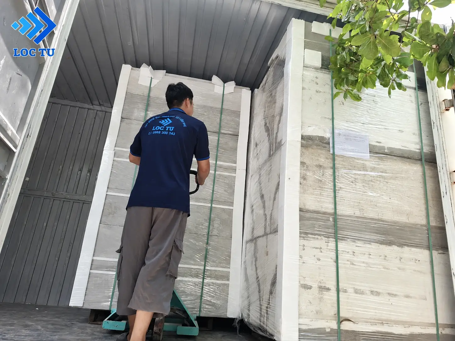 Thi công phào chỉ EPS TP.HCM mang đến giải pháp trang trí linh hoạt cho nhiều quy mô công trình